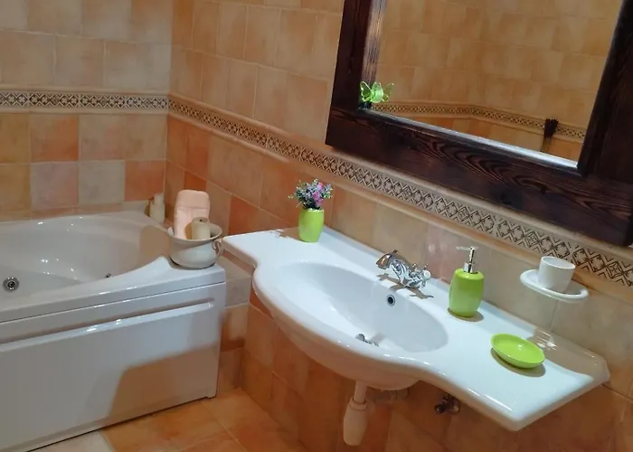 3 Bedrooms * مارساسكالا