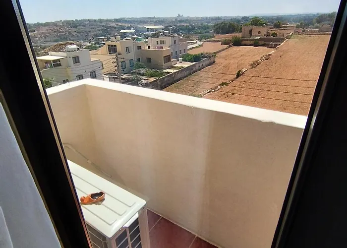 3 Bedrooms * مارساسكالا